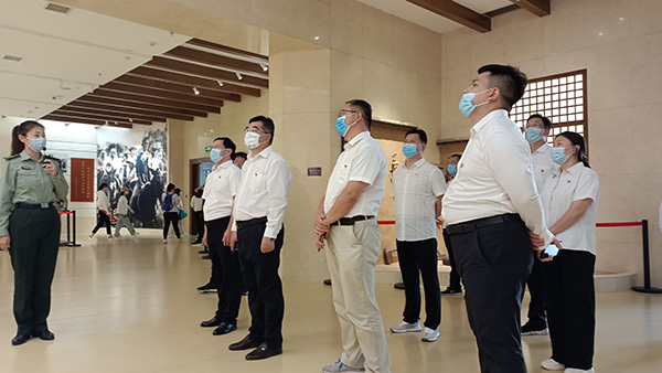“喜迎二十大 永远跟党走 奋进新征程”