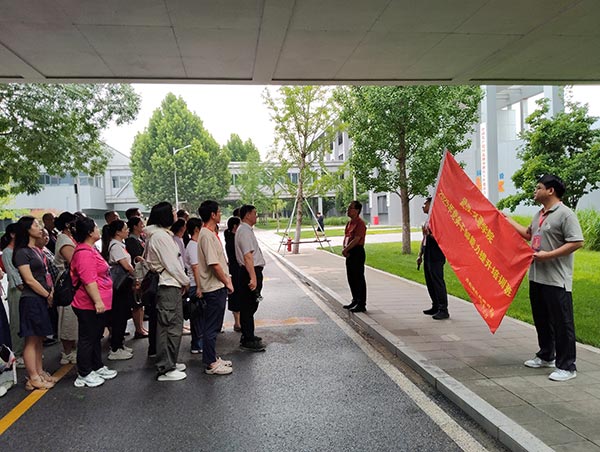 武汉文理学院2025年党务干部西柏坡培训：雨中探寻红色足迹，汲取奋进力量