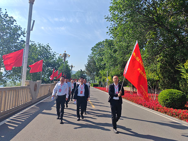 “数字基因”融入“红色根脉”！信息通信集团赴西柏坡开展专题培训