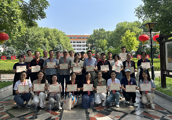 中国海洋大学外国语学院西柏坡党性教育实践活动纪实