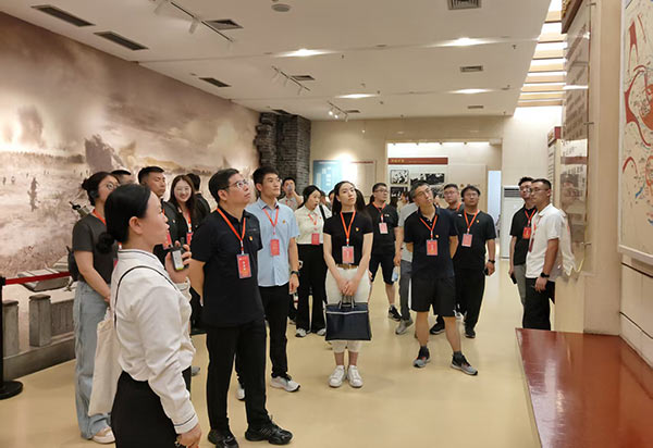 西柏坡红色教育基地,高校思政教育